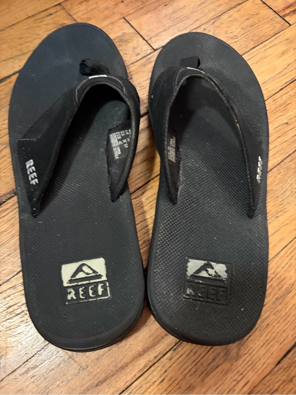 Men’s reef flip flops